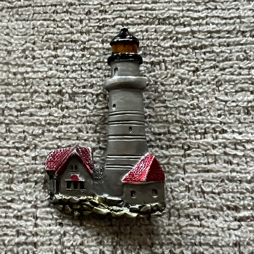 Spoon Pewter Lighthouse Pin Brooch‎ Vintage Nautical Red Roof 4140 Silver Tone